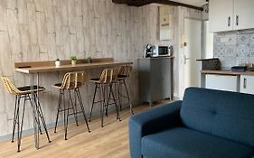 T2 - Au calme RoyaLoire - château à vue - luxe, rénové 2022